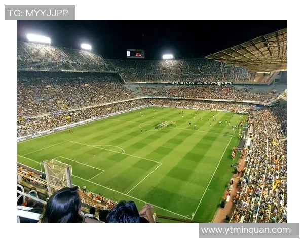 足球苏大牙的传奇故事与他在绿茵场上的辉煌成就回顾